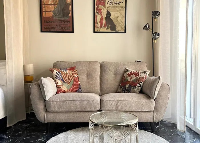 Le Mura * بارما